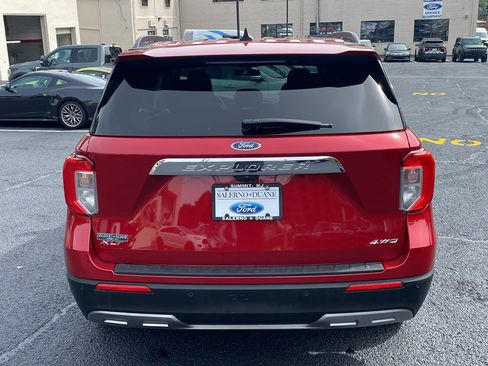 Certified 2022 Ford Explorer XLT w/ Equipment Group 202A image 27