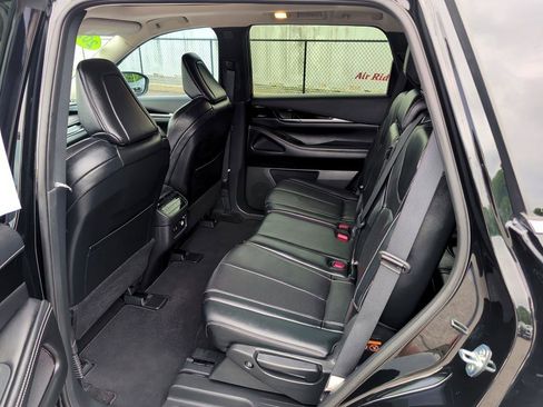 Used 2024 INFINITI QX60 Pure FWD image 9