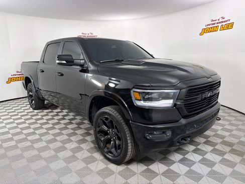 Used 2019 RAM 1500 Laramie AWD/4WD image 8