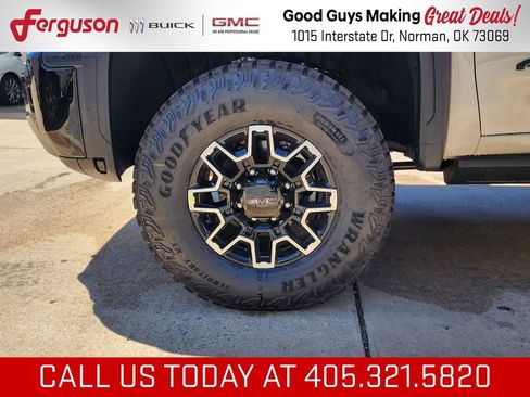 New 2026 GMC Sierra 2500 AT4X w/ LPO, Black Badging Package AWD/4WD image 61