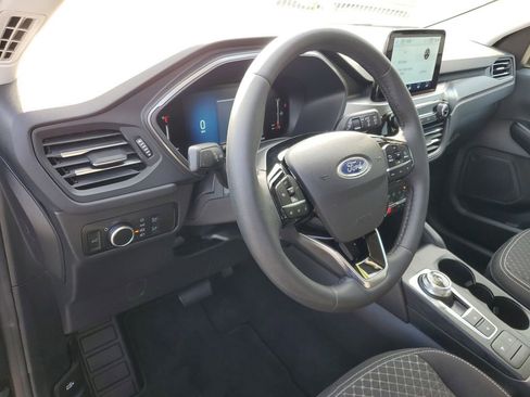 Used 2023 Ford Escape Active image 11