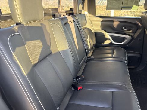 Used 2018 Nissan Titan PRO-4X w/ Pro-4x Convenience Package image 26