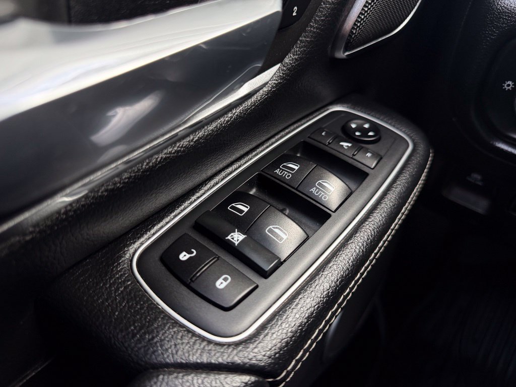 Used 2020 RAM 1500 Laramie AWD/4WD image 26