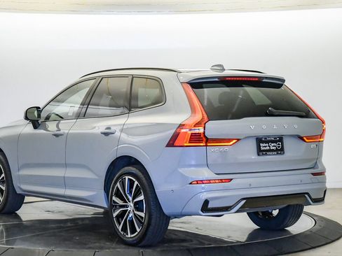 Certified 2025 Volvo XC60 B5 Plus AWD/4WD image 2