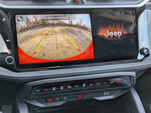 New 2026 Jeep Cherokee Laredo image 24