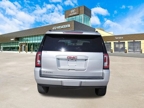 Used 2020 GMC Yukon SLT w/ Open Road Package RWD image 7