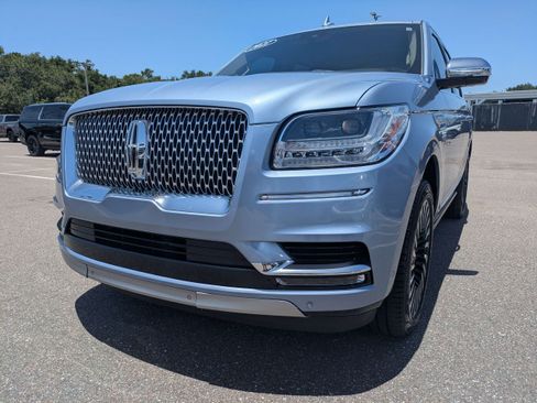 Used 2021 Lincoln Navigator Black Label w/ Cargo Convenience Package AWD/4WD image 7