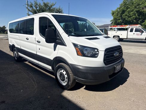 Used 2019 Ford Transit 350 XL RWD image 7