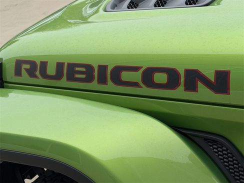 New 2025 Jeep Gladiator Rubicon w/ Convenience Group image 9