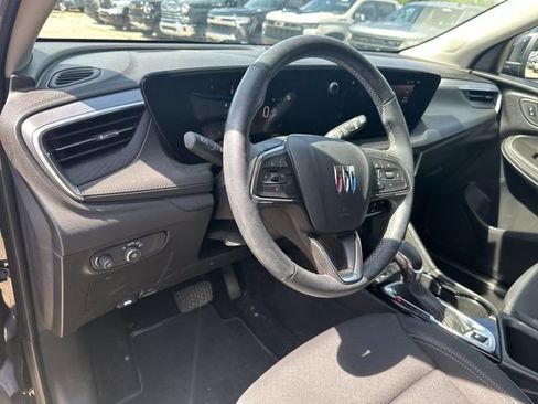 Used 2024 Buick Encore GX Preferred AWD/4WD image 12
