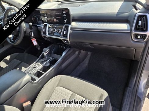 Certified 2023 Kia Sorento LX image 21