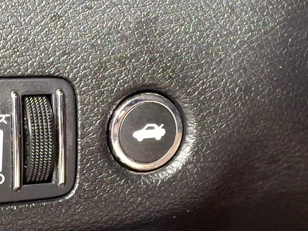 Used 2019 Dodge Charger R/T w/ Plus Group RWD image 26
