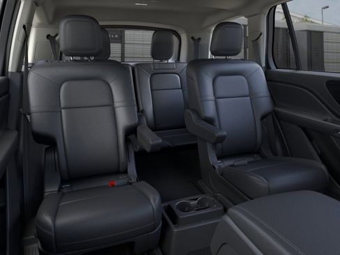 New 2025 Lincoln Aviator AWD w/ Equipment Group 101A image 11