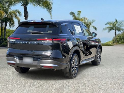Certified 2026 INFINITI QX60 Luxe FWD image 5