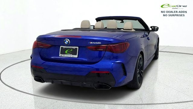 Used 2026 BMW M440i Convertible RWD image 7