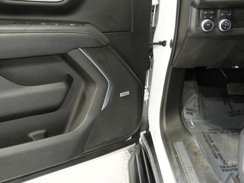 Used 2021 GMC Yukon SLT image 25