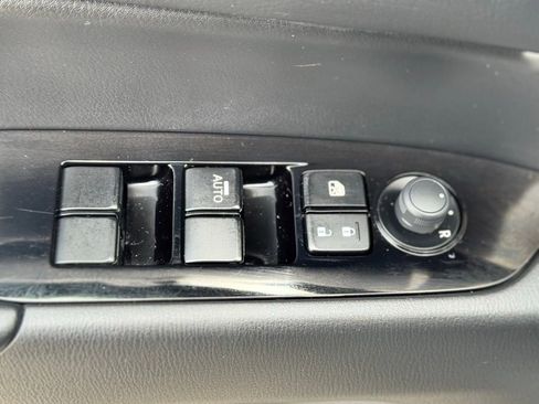 Used 2017 MAZDA CX-5 Touring image 23