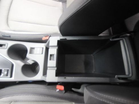 Used 2024 Subaru Crosstrek 2.0i Premium image 18