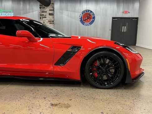 Used 2016 Chevrolet Corvette Z06 w/ Battery Protection Package RWD image 20