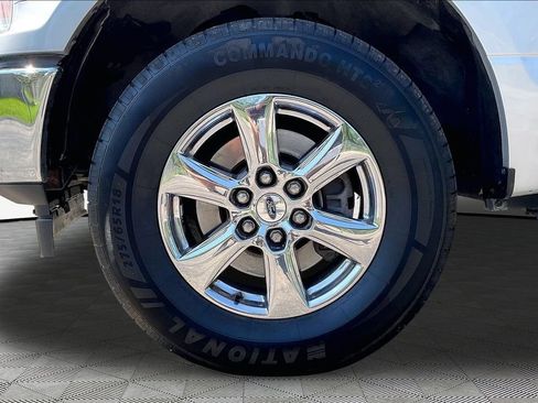 Used 2019 Ford F150 XLT w/ Equipment Group 302A Luxury AWD/4WD image 37