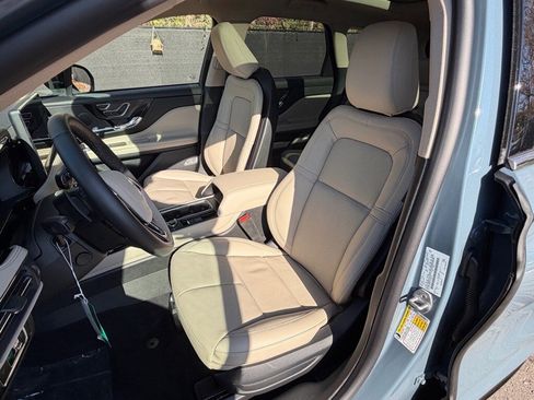 New 2026 Lincoln Corsair Grand Touring image 20