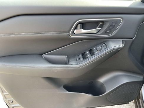 New 2026 Nissan Rogue Platinum AWD/4WD image 23