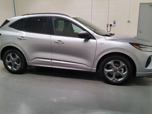Used 2023 Ford Escape ST-Line w/ Tech Pack #1 FWD image 12