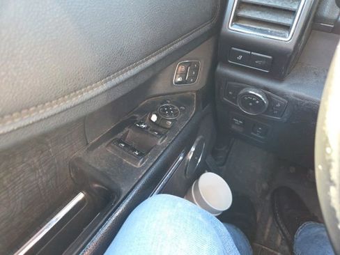 Used 2019 Ford Expedition Limited w/ Equipment Group 301A image 22