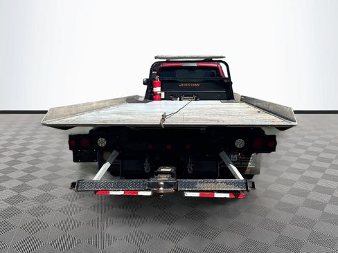 Used 2015 RAM 5500 SLT w/ Quick Order Package 29G SLT RWD image 6