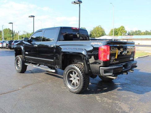 Used 2017 Chevrolet Silverado 1500 High Country AWD/4WD image 7