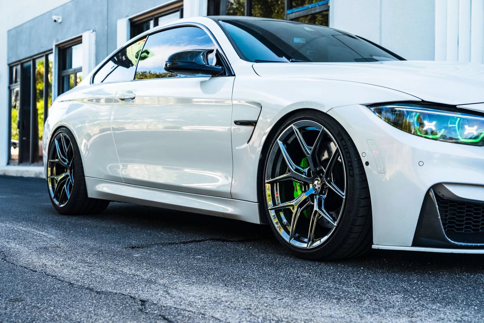 Used 2018 BMW M4 Coupe RWD image 3