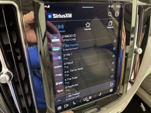 Certified 2024 Volvo XC60 T8 Plus w/ Protection Package image 29