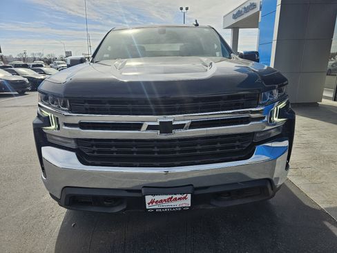 Used 2022 Chevrolet Silverado 1500 LT image 8