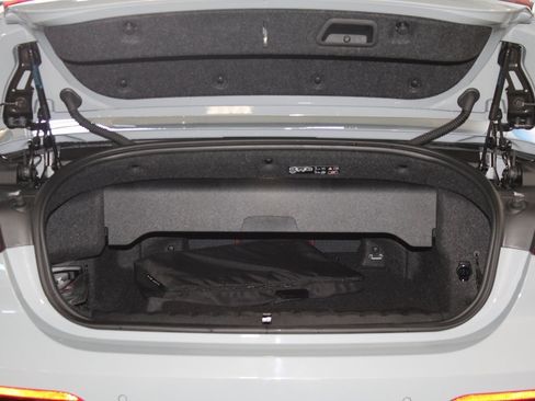 Used 2023 BMW 440i xDrive Convertible image 35