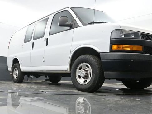 Used 2020 Chevrolet Express 2500 w/ Driver Convenience Package image 9
