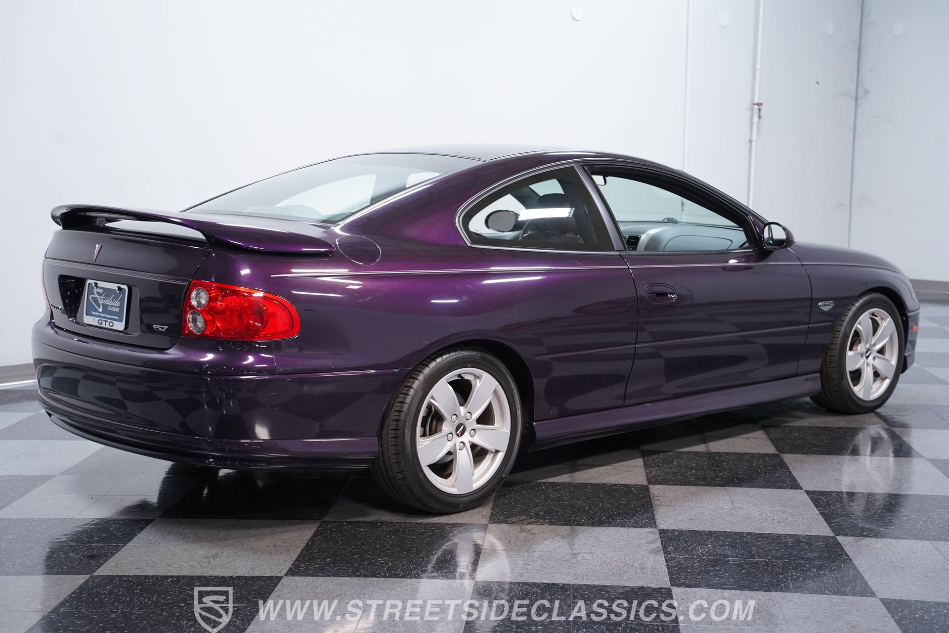 Used 2004 Pontiac GTO RWD image 11
