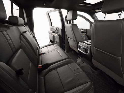 Used 2020 Chevrolet Silverado 2500 High Country w/ Z71 Off-Road Package image 25