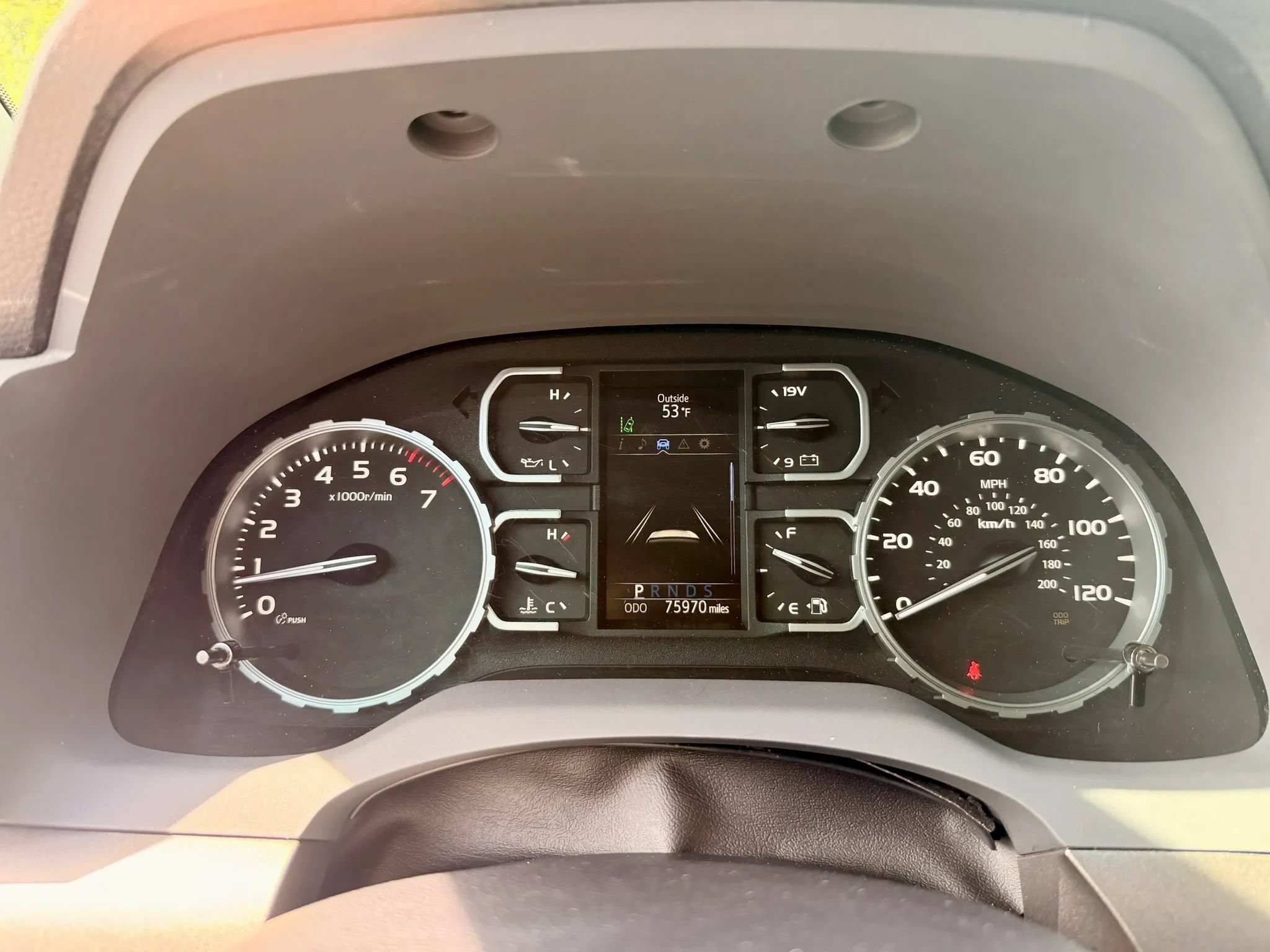 Used 2018 Toyota Tundra SR5 AWD/4WD image 29