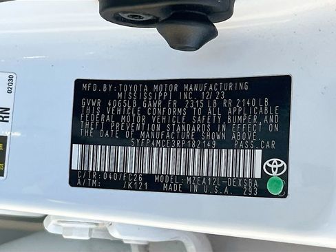 Used 2024 Toyota Corolla SE w/ SE Premium Package FWD image 31