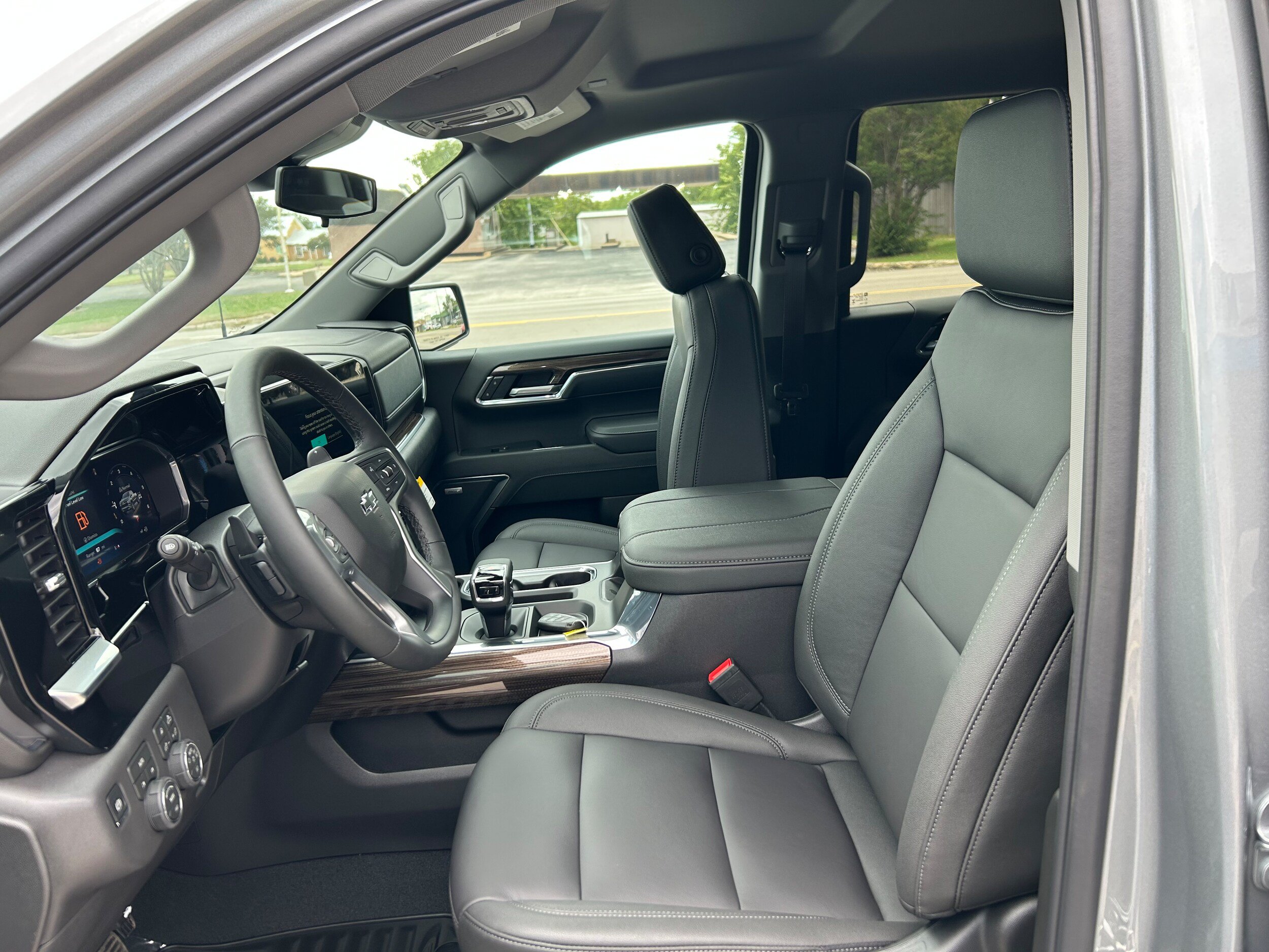 New 2026 Chevrolet Silverado 1500 RST w/ Safety Package AWD/4WD image 16