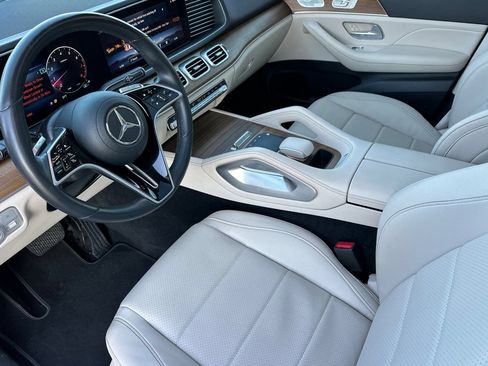 Used 2024 Mercedes-Benz GLE 350 4MATIC image 10