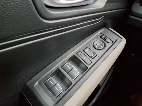 Used 2023 Honda Accord LX image 9