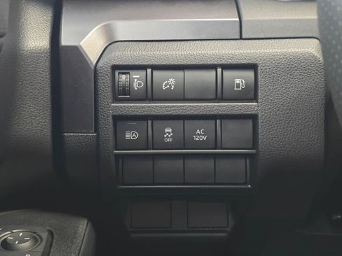 Used 2025 Toyota 4Runner TRD Off-Road AWD/4WD image 23