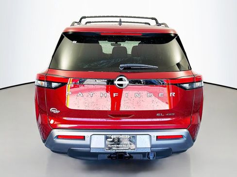 New 2026 Nissan Pathfinder SL w/ SL Premium Package AWD/4WD image 6