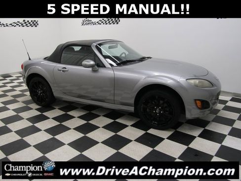 Used 2012 MAZDA MX-5 Miata Sport image 1