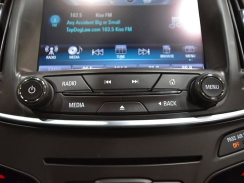 Used 2016 Buick Regal image 29