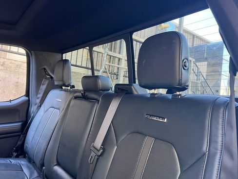 Used 2016 Ford F150 Platinum w/ Equipment Group 701A Luxury image 20