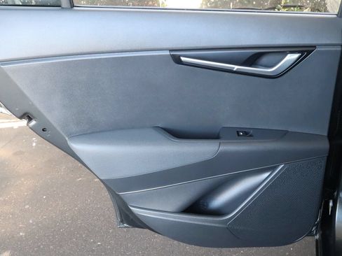Used 2024 Kia Niro Wind FWD image 34