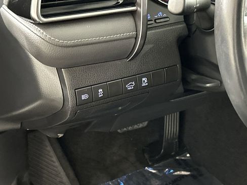 Used 2023 Toyota Camry XSE image 12
