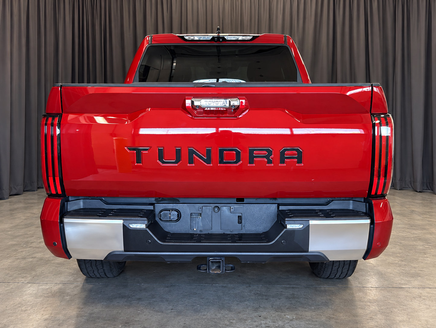 Used 2022 Toyota Tundra Limited w/ TRD Off-Road Package AWD/4WD image 6